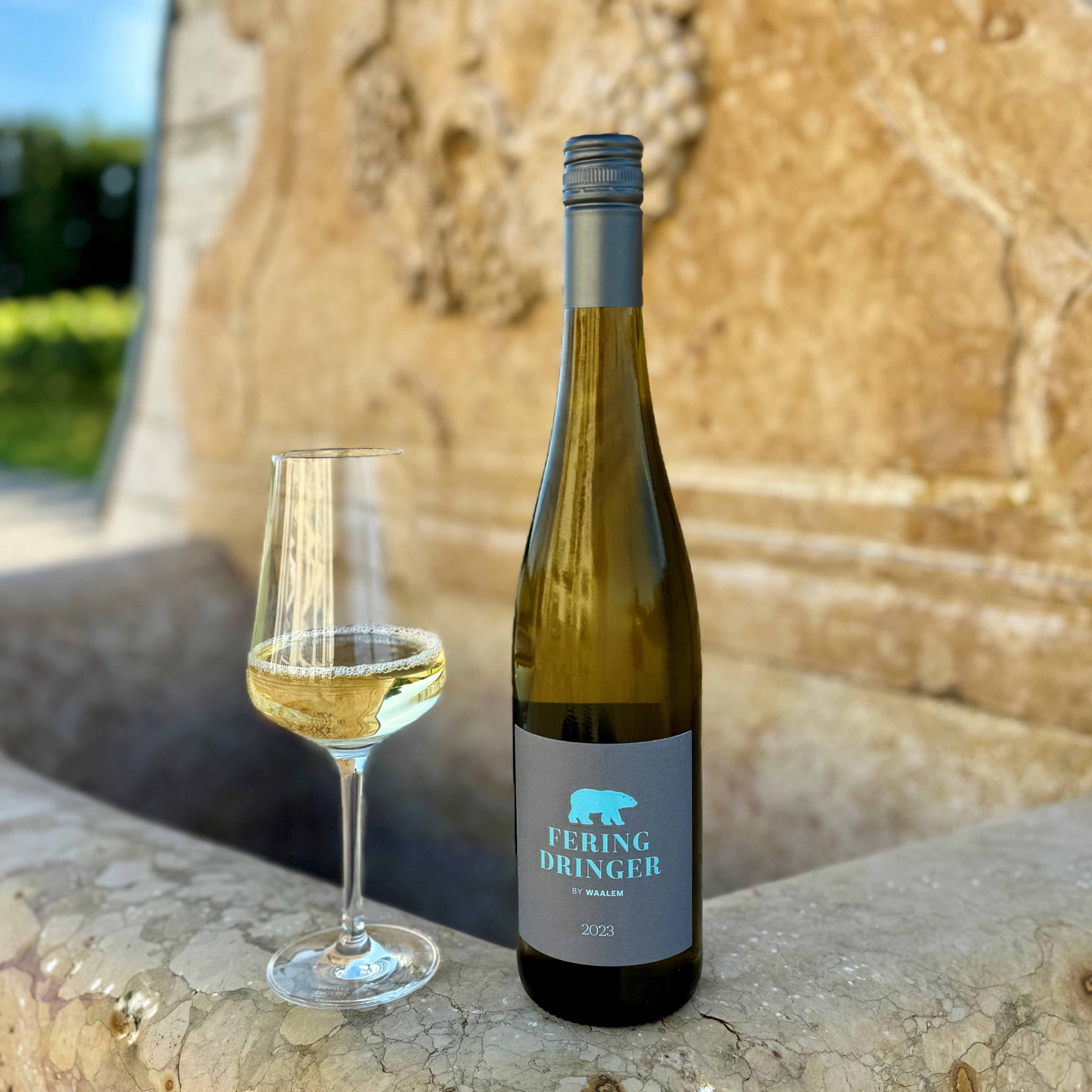 FERING DRINGER by WAALEM